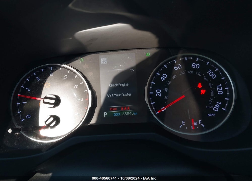 2019 TOYOTA RAV4 XLE PREMIUM VIN: JTMA1RFV1KJ010879