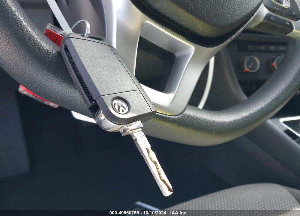 2019 VOLKSWAGEN JETTA 1.4T R-LINE/1.4T S/1.4T SE VIN: 3VWC57BU2KM073116