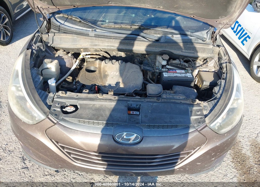 2015 HYUNDAI TUCSON SE VIN: KM8JU3AG7FU005294