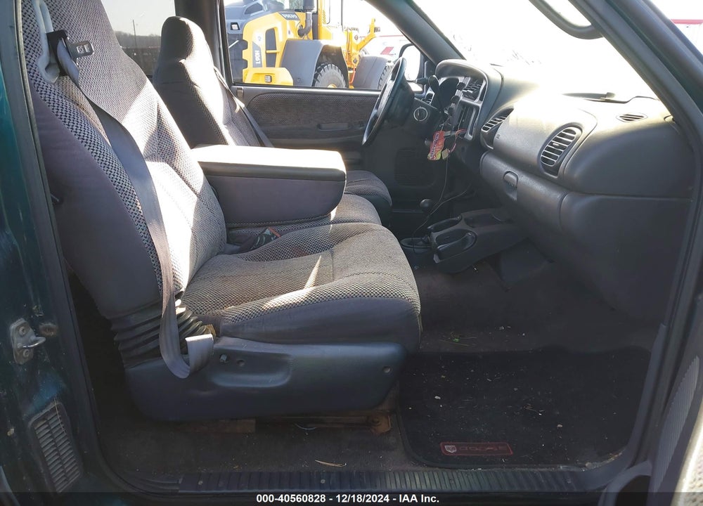 1998 DODGE RAM 1500 ST VIN: 3B7HF12Y6WG245318