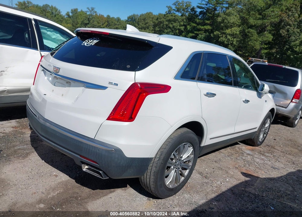 2017 CADILLAC XT5 LUXURY VIN: 1GYKNBRS6HZ256428