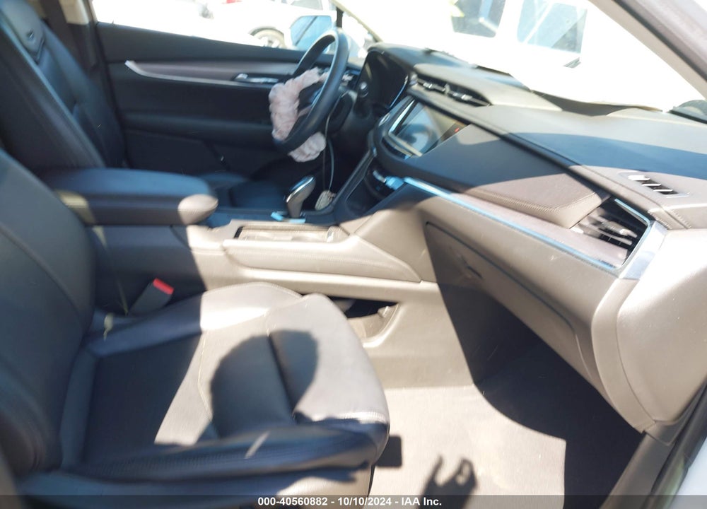 2017 CADILLAC XT5 LUXURY VIN: 1GYKNBRS6HZ256428