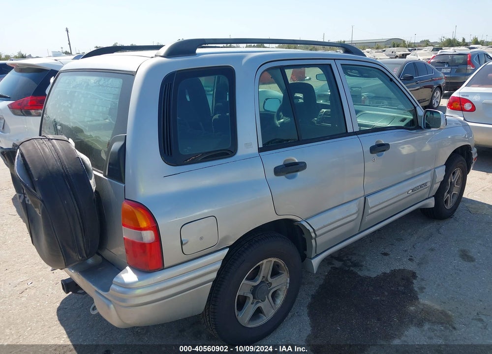 2003 CHEVROLET TRACKER HARD TOP LT VIN: 2CNBE634536901027
