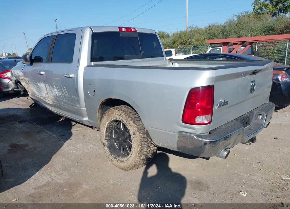 2015 RAM 1500 BIG HORN VIN: 3C6RR7LT1FG711469