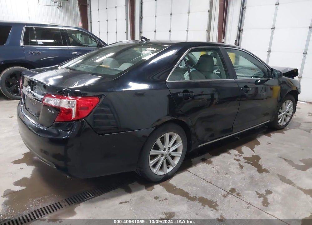 2013 TOYOTA CAMRY XLE V6 VIN: 4T1BK1FK0DU530657