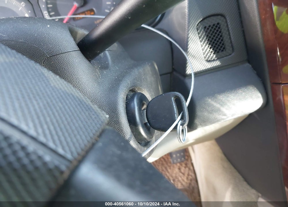 2004 CADILLAC SRX V8 VIN: 1GYEE63A240146558