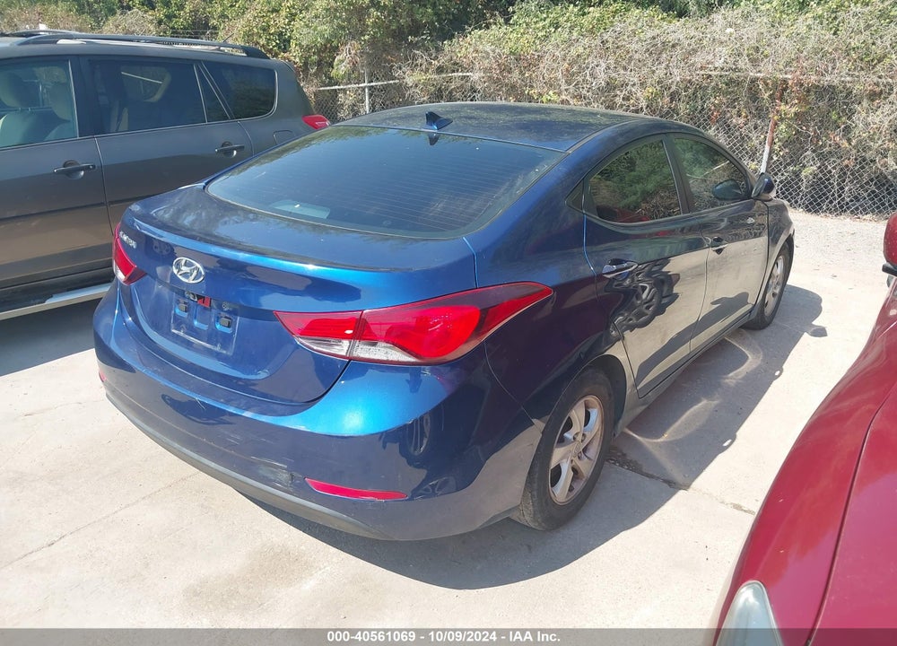 2015 HYUNDAI ELANTRA SE VIN: 5NPDH4AE9FH583904