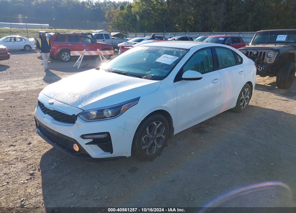 2019 KIA FORTE LXS VIN: 3KPF24AD9KE027771