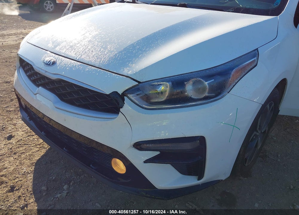 2019 KIA FORTE LXS VIN: 3KPF24AD9KE027771