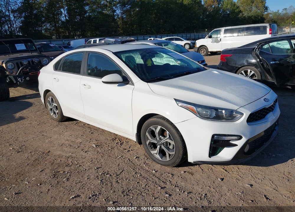 2019 KIA FORTE LXS VIN: 3KPF24AD9KE027771