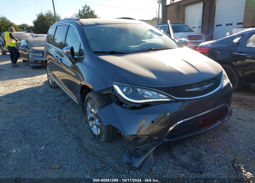 2019 CHRYSLER PACIFICA LIMITED VIN: 2C4RC1GG6KR575574