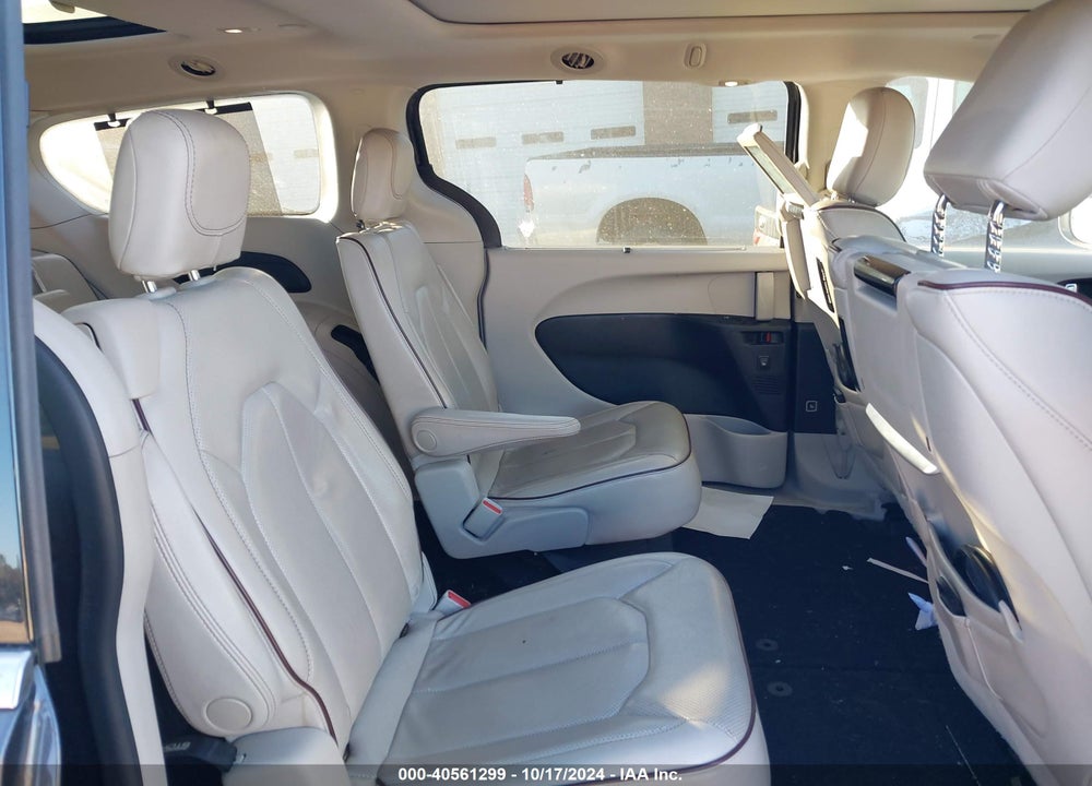 2019 CHRYSLER PACIFICA LIMITED VIN: 2C4RC1GG6KR575574
