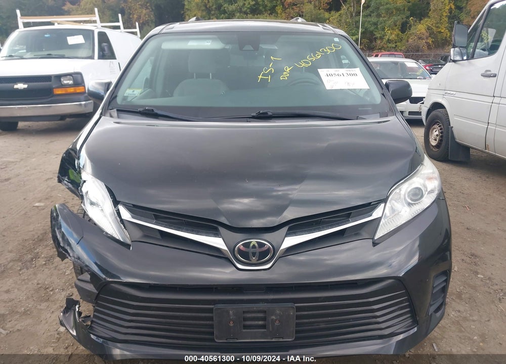 2018 TOYOTA SIENNA LE 7 PASSENGER VIN: 5TDJZ3DC7JS192189