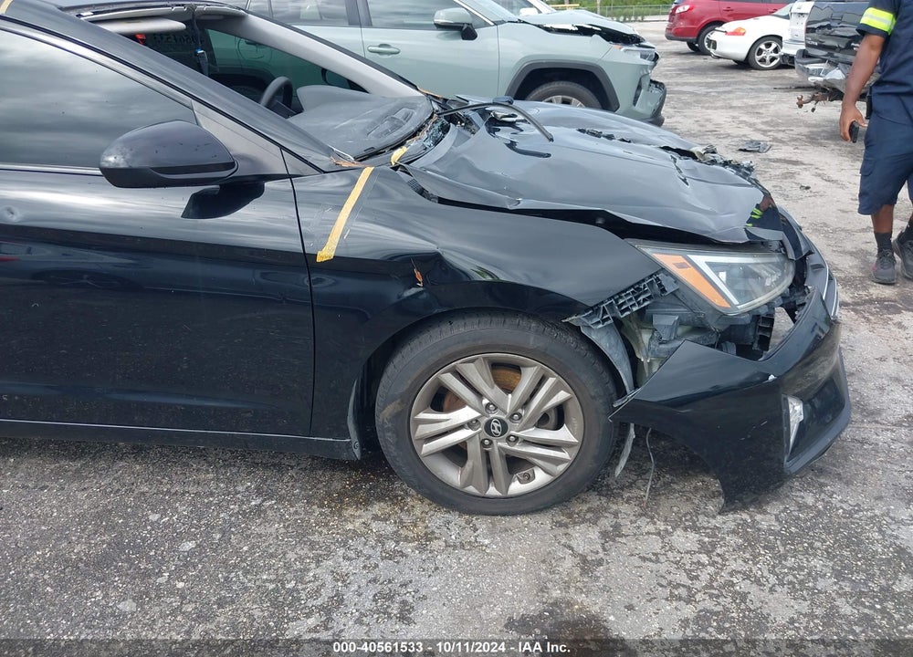 2019 HYUNDAI ELANTRA SEL VIN: 5NPD84LF1KH408806