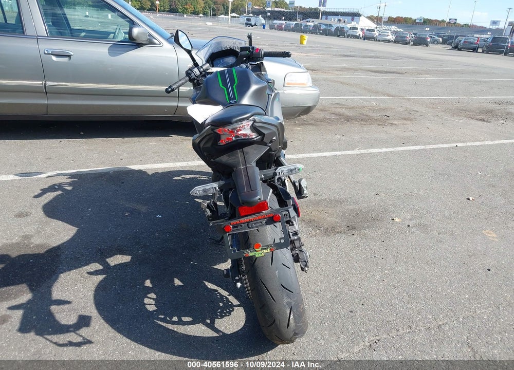 2024 KAWASAKI EX650 R VIN: ML5EXER13RDAB1681