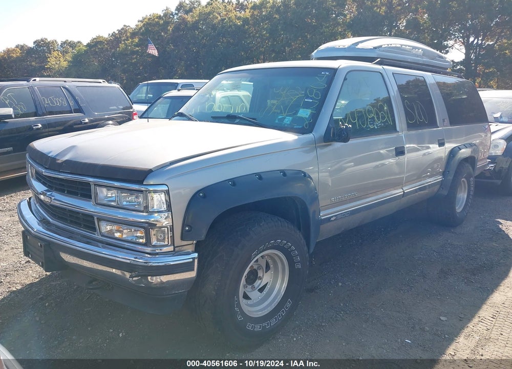 1999 CHEVROLET SUBURBAN 1500 LT VIN: 3GNFK16R3XG255402