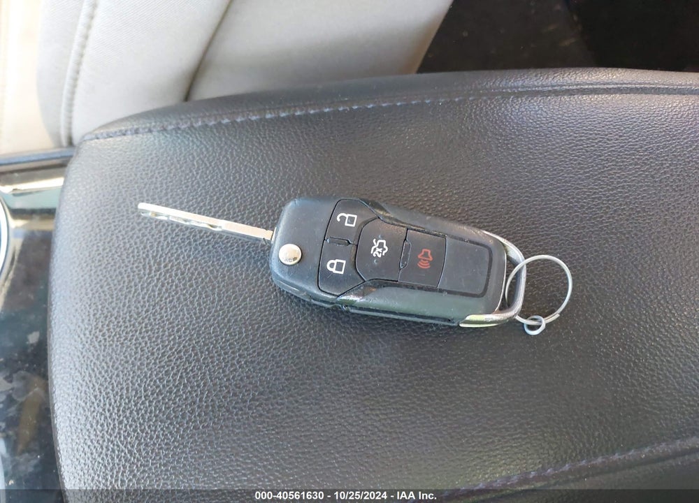 2013 FORD FUSION SE VIN: 3FA6P0HR0DR268633