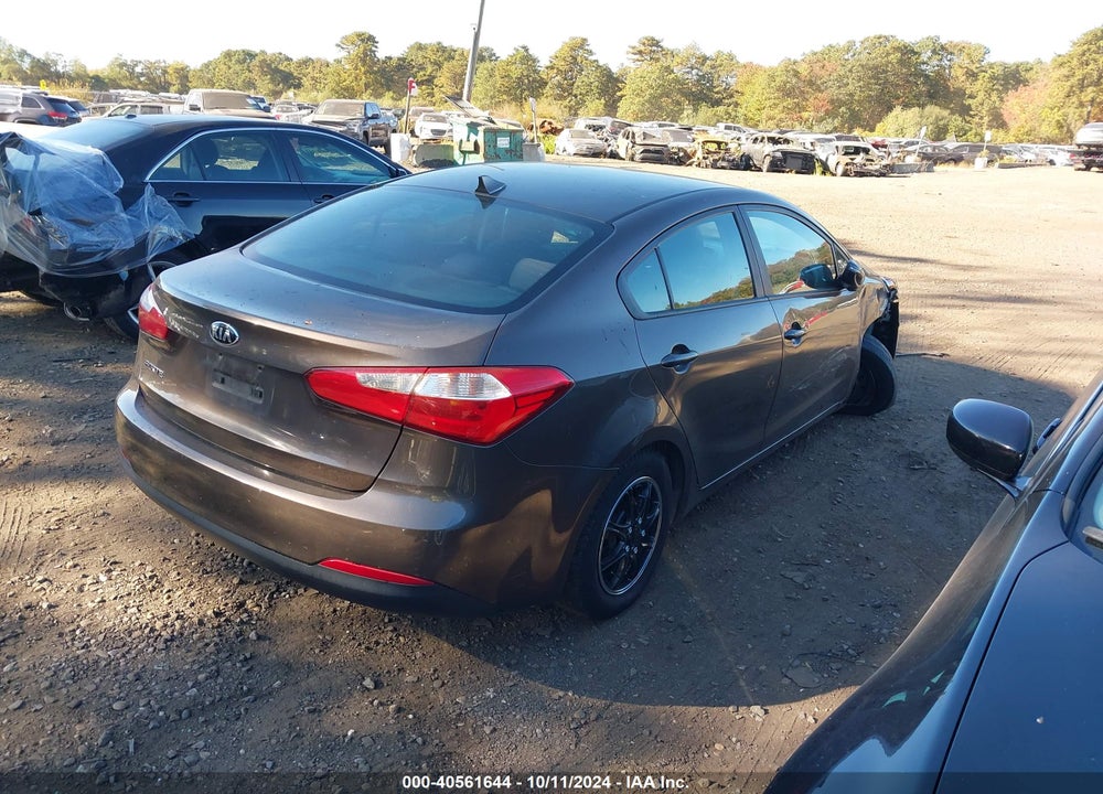 2015 KIA FORTE LX VIN: KNAFX4A63F5313892