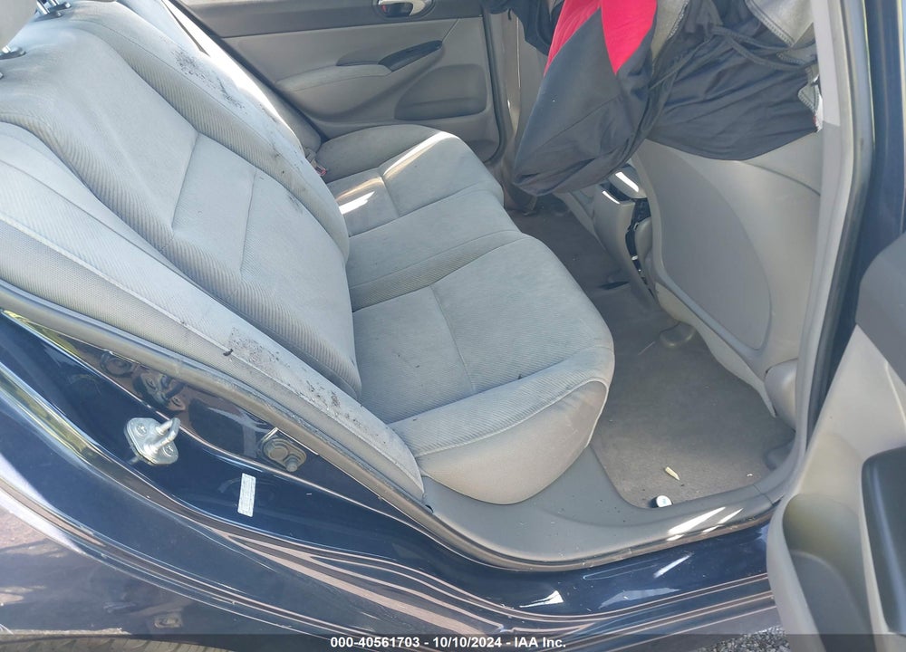 2010 HONDA CIVIC LX VIN: 19XFA1F52AE006679