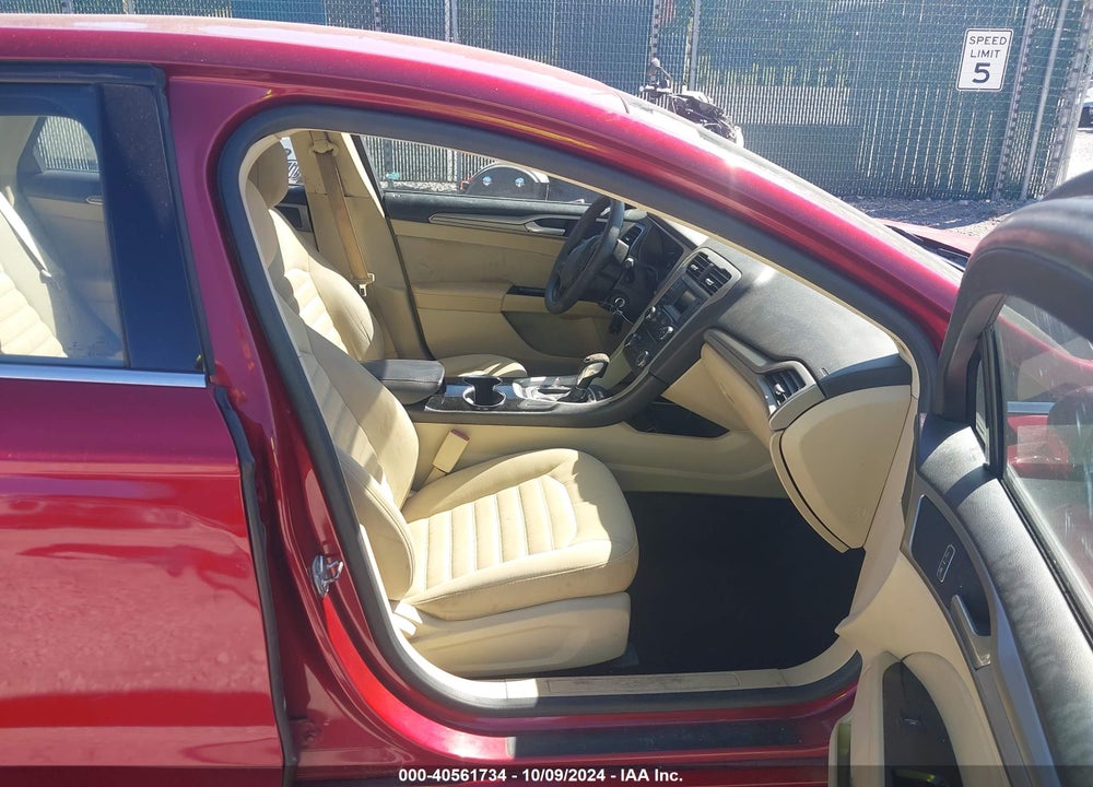 2014 FORD FUSION SE VIN: 3FA6P0H7XER388634