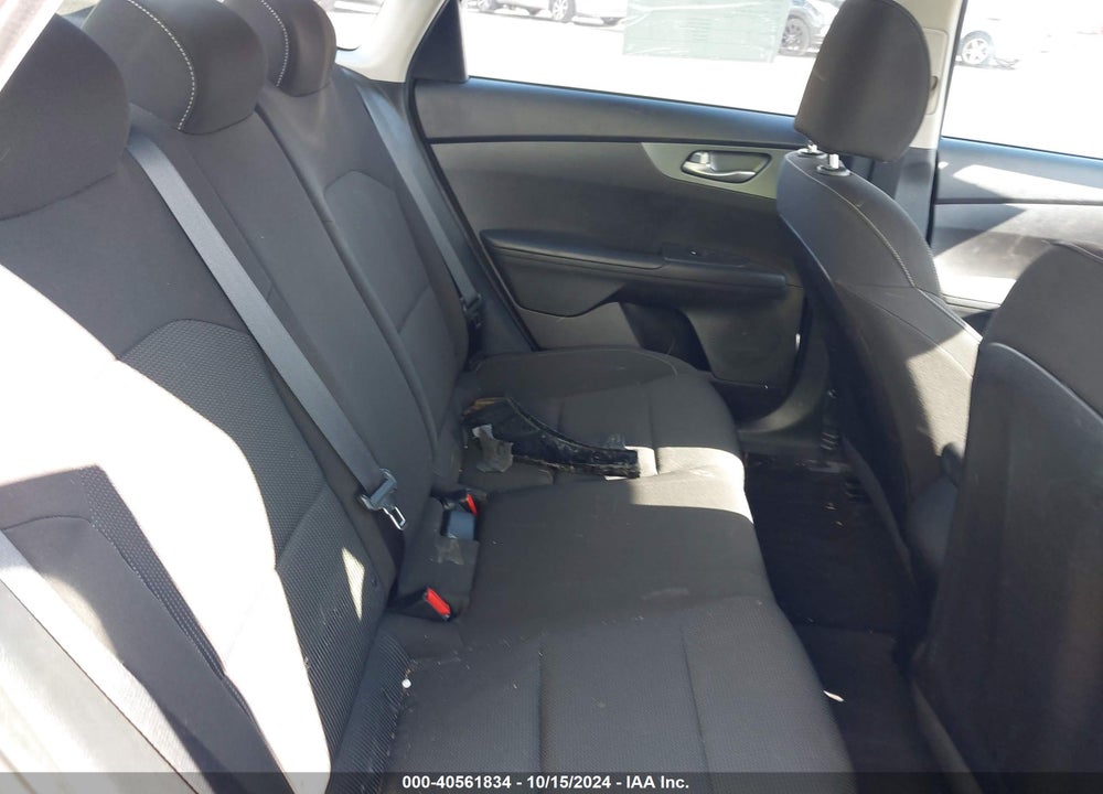 2021 KIA FORTE LXS VIN: 3KPF24AD5ME280427