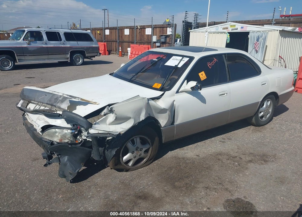 1992 LEXUS ES 300 VIN: JT8VK13T5N0113864