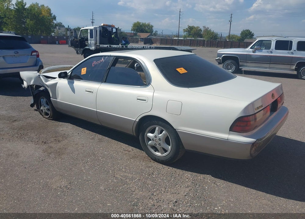 1992 LEXUS ES 300 VIN: JT8VK13T5N0113864