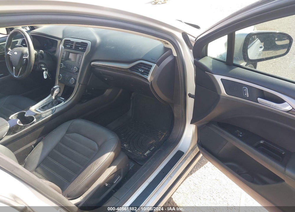 2015 FORD FUSION SE VIN: 3FA6P0T94FR309033