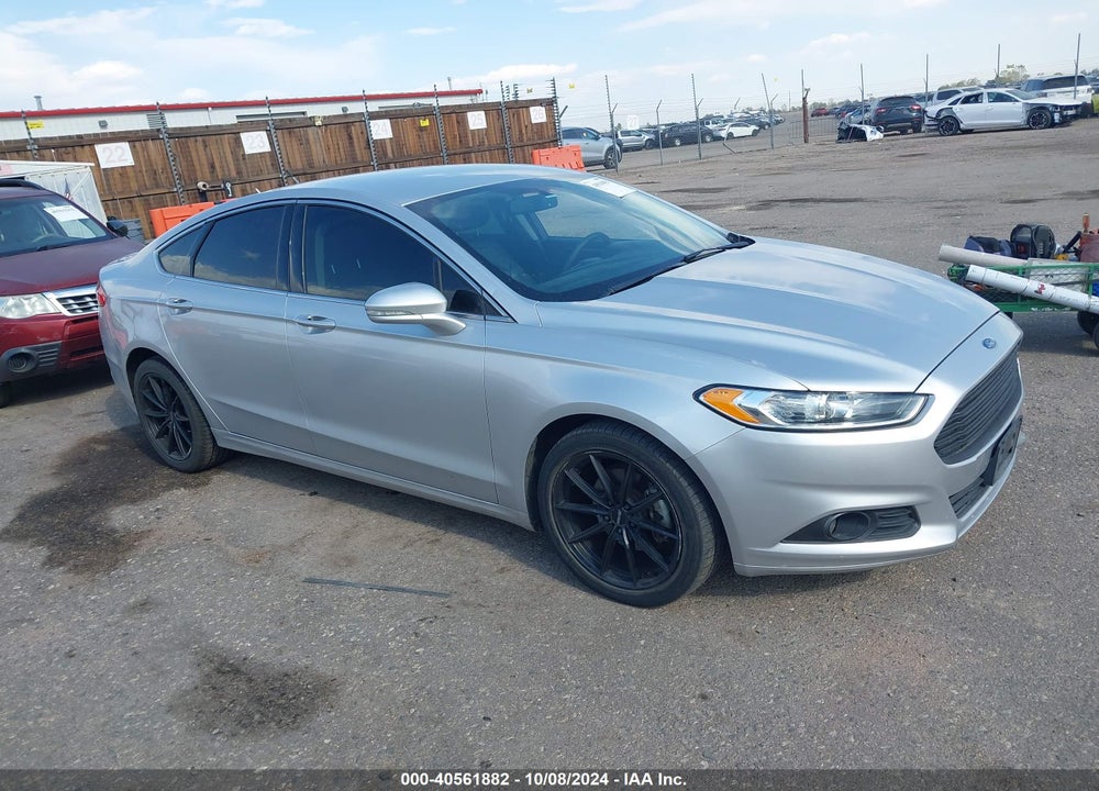 2015 FORD FUSION SE VIN: 3FA6P0T94FR309033