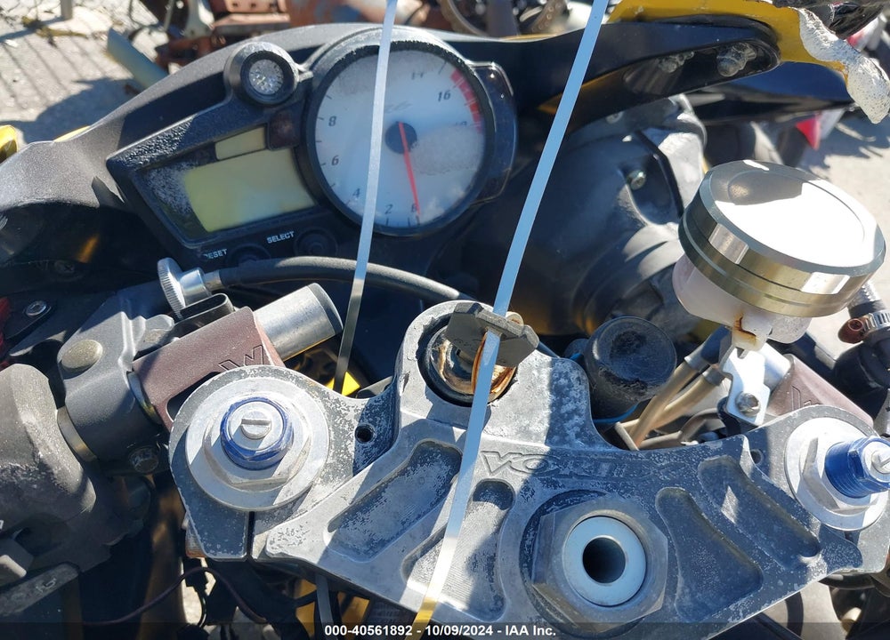 2004 YAMAHA YZFR6 L VIN: JYARJ06E24A016915
