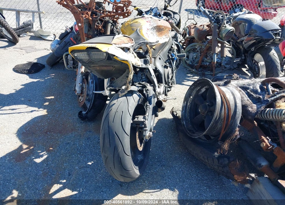 2004 YAMAHA YZFR6 L VIN: JYARJ06E24A016915