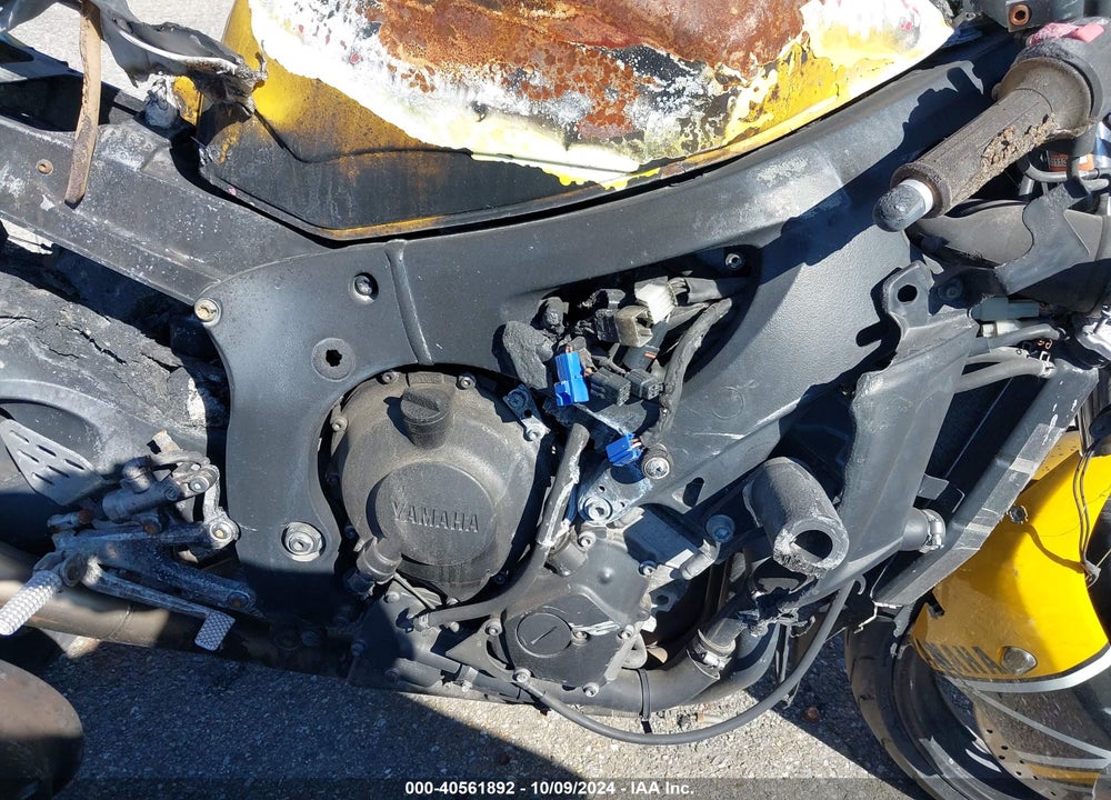 2004 YAMAHA YZFR6 L VIN: JYARJ06E24A016915