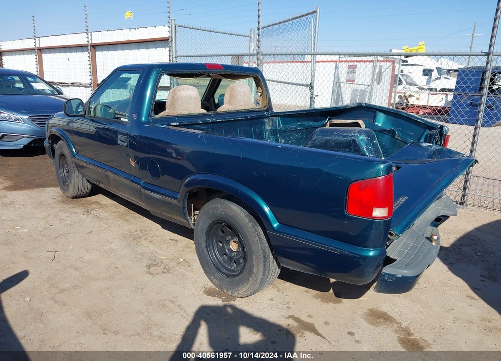 1998 GMC SONOMA SLS VIN: 1GTCS1444WK512075