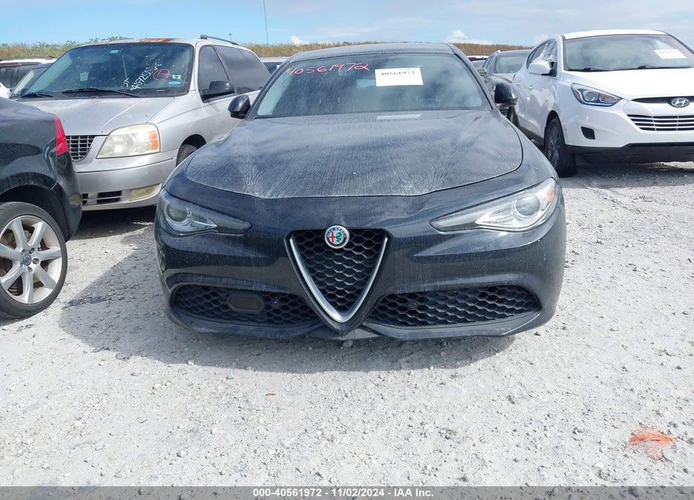 2017 ALFA ROMEO GIULIA RWD VIN: ZARFAEBN5H7555967