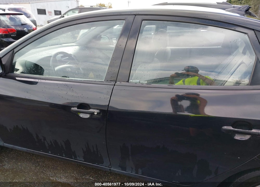 2010 HYUNDAI ELANTRA GLS VIN: KMHDU4AD9AU145199