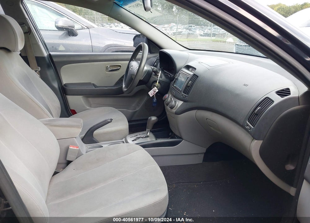 2010 HYUNDAI ELANTRA GLS VIN: KMHDU4AD9AU145199