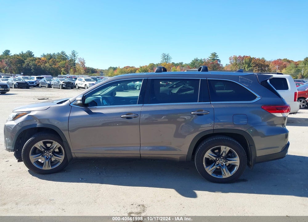 2017 TOYOTA HIGHLANDER LIMITED/PLATINUM VIN: 5TDDZRFH5HS394466