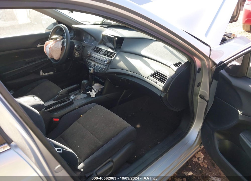 2010 HONDA ACCORD 2.4 LX VIN: 1HGCP2F39AA130118