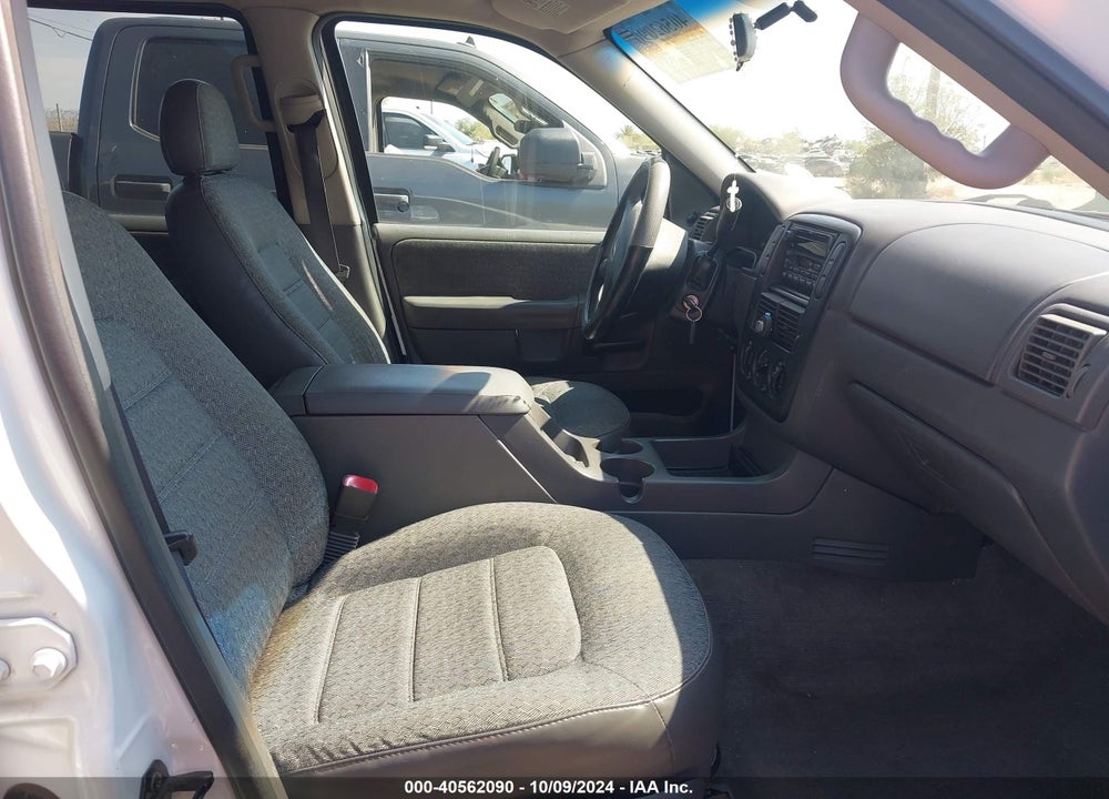2003 FORD EXPLORER XLS VIN: 1FMZU72K83ZA98709