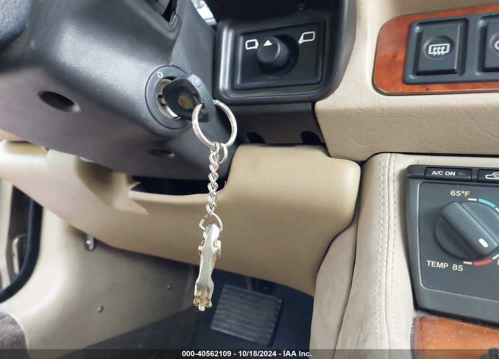 1994 JAGUAR XJS 2+2 VIN: SAJNX274XRC191610