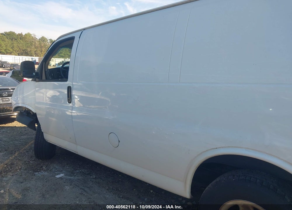 2008 GMC SAVANA WORK VAN VIN: 1GTFG154981122238
