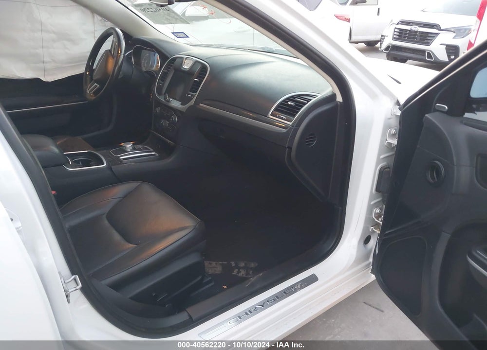2020 CHRYSLER 300 LIMITED VIN: 2C3CCAEG2LH108608