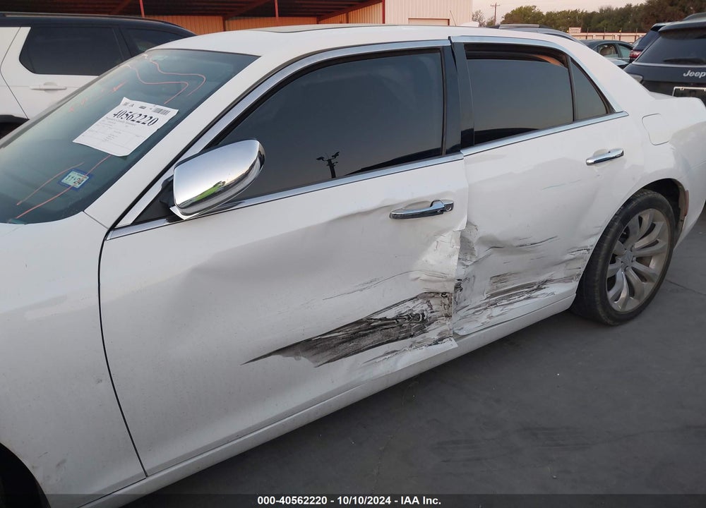 2020 CHRYSLER 300 LIMITED VIN: 2C3CCAEG2LH108608