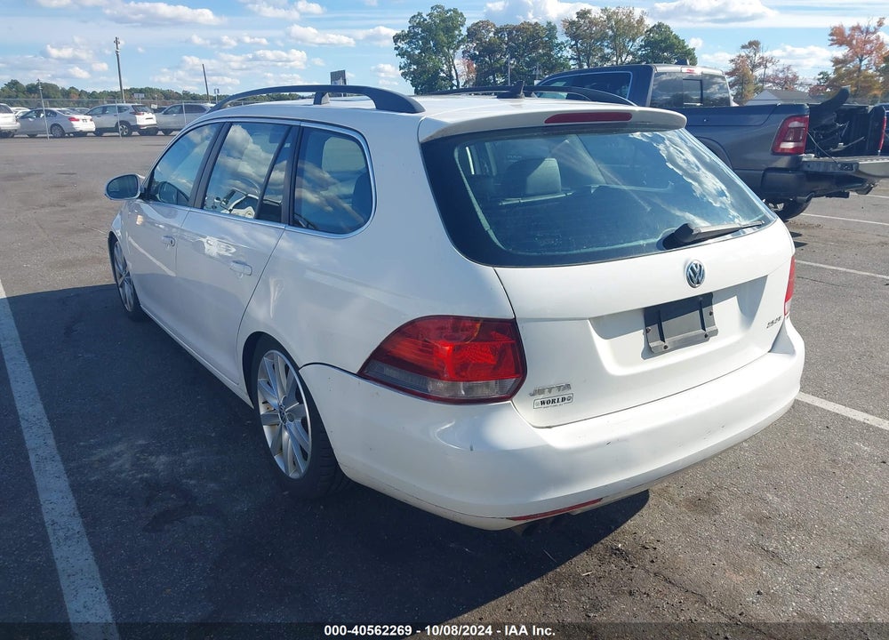 2012 VOLKSWAGEN JETTA SPORTWAGEN 2.5L SE VIN: 3VWPP7AJ5CM628757