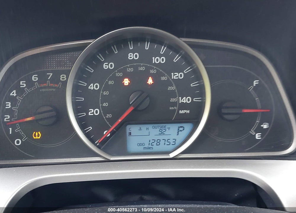 2014 TOYOTA RAV4 VIN: JTMZFREV3ED037588