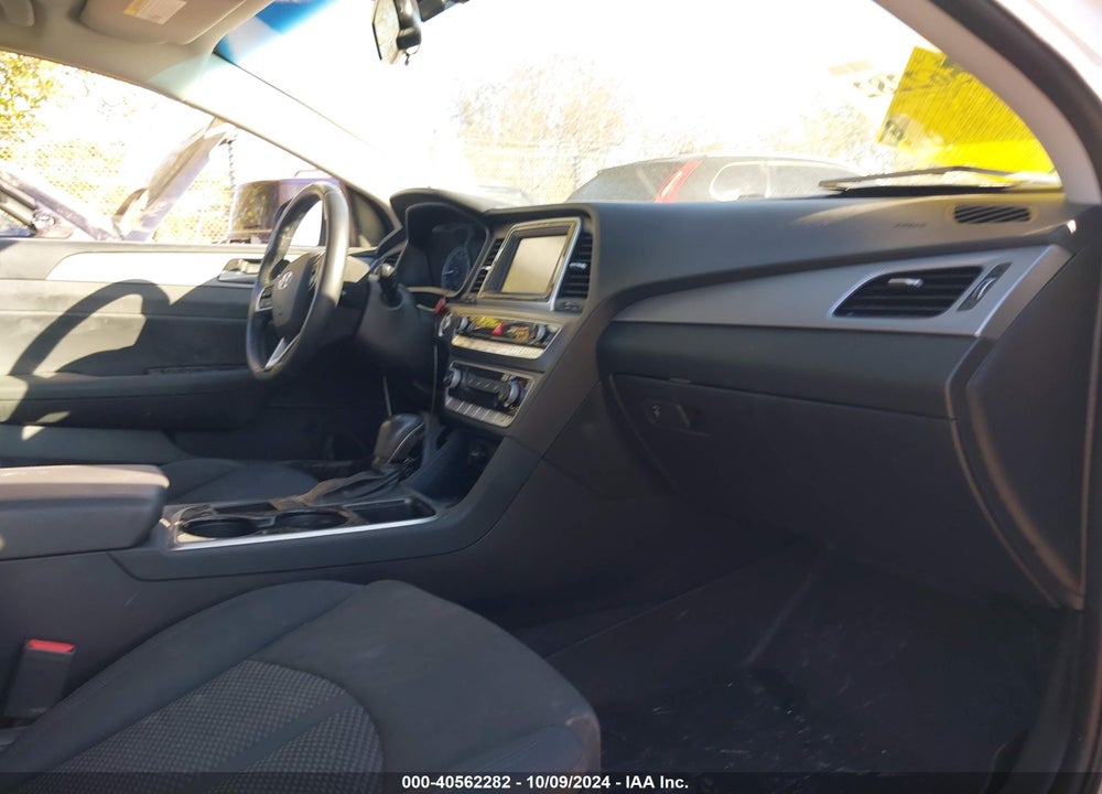 2018 HYUNDAI SONATA SEL VIN: 5NPE34AF0JH638955