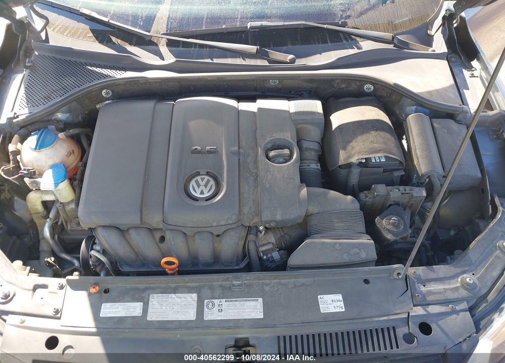2013 VOLKSWAGEN PASSAT 2.5L SE VIN: 1VWBP7A38DC030760
