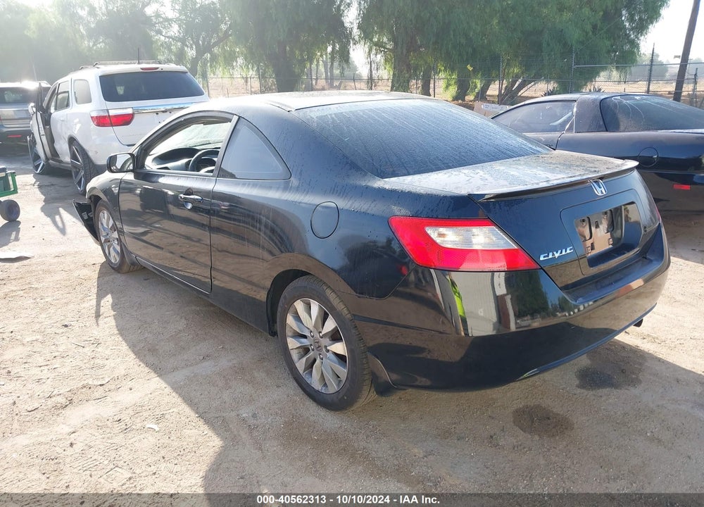 2010 HONDA CIVIC LX VIN: 2HGFG1B66AH526869