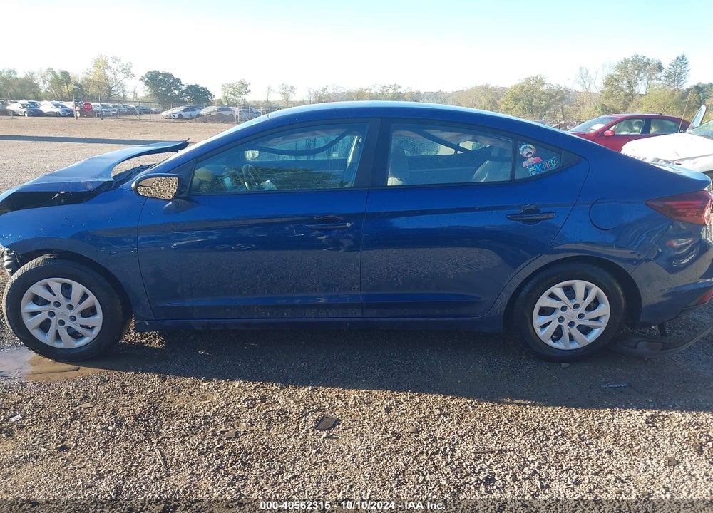 2019 HYUNDAI ELANTRA SE VIN: 5NPD74LF4KH419835