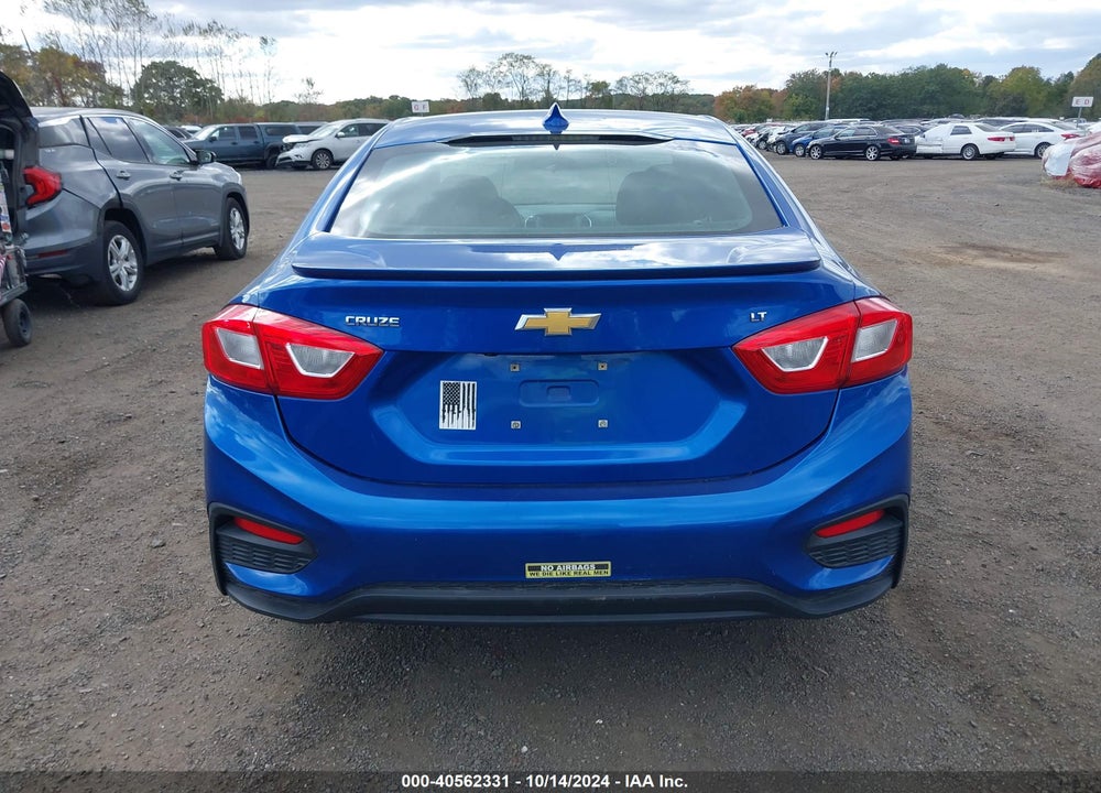 2017 CHEVROLET CRUZE LT MANUAL VIN: 1G1BD5SM6H7167002
